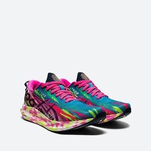 Women's ASICS Noosa Tri 13